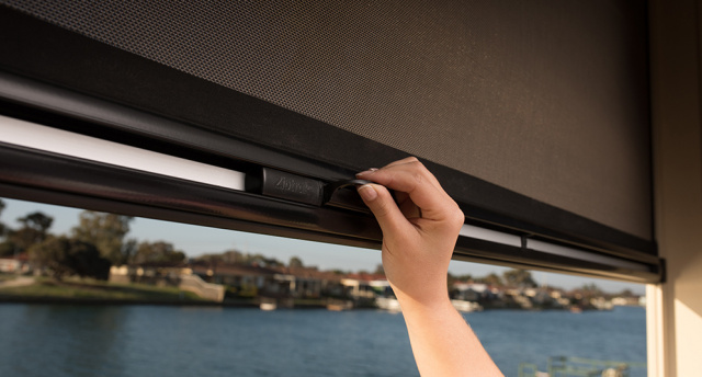 Centre lock release 1